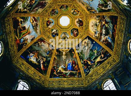 Cappelle Medicee - Chapel of de Medici , Florence,Italy, Italian,  Michelangelo's Renaissance art in  ( Biblical Paintings Dome San Lorenzo Medici ) Ceiling frescos in the Chapel of the Princes, Cappella dei Principi ,  Dome of the Chapel of the Princes depicting stories from the Old and New Testaments Stock Photo