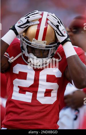 File:Tramaine Brock at 49ers training camp 2010-08-11 1.JPG