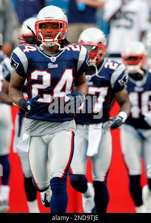 File:Jonathan Wilhite 8-28-09 Patriots-vs-Redskins.jpg - Wikipedia