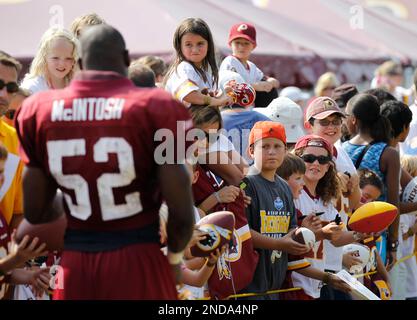 Air Commandos vs NFL Rocky McIntosh (Washington Redskins Linebacker #52)