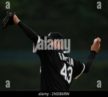 Photo: Chicago White Sox starting pitcher Freddy Garcia throws a pitch at  Yankee Stadium in New York - NYP20100430101 