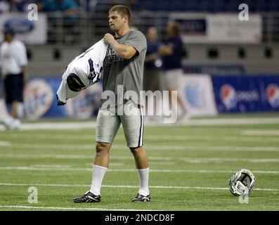 Oct. 31, 2010 - Arlington, Texas, United States of America - Dallas Cowboys  place kicker David Buehler #18 lines up for the PAT during game action as  the Jacksonville Jaguars rout the