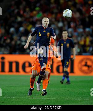 Andreas Iniesta. Salvador BA 13 jun 2014. Jogo 03 Holanda VS Espanha. Spain  v Holland. World Cup 2014. Fonte Nova stadium, Bahia Stock Photo - Alamy