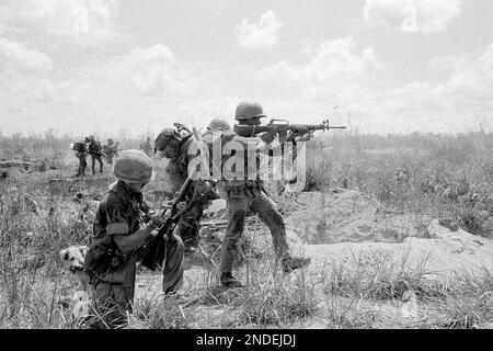 May 13, 1972 - The adviser of the North Vietnamese Delegation at the ...