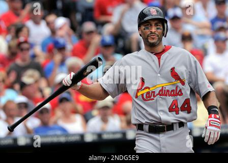 St. Louis Cardinals center fielder Randy Winn (44) takes long lead off  first base during the Cardinals game against the Arizona Diamondbacks on  Tuesday at Busch Stadium in St. Louis, Missouri. (Credit