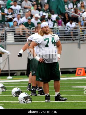 August 21, 2010; New York Jets center Nick Mangold (74) during warmups at  Bank of America Stadium in Charlotte,NC..Jim Dedmon/CSM , Jets 9 - Panthers  3 Preseason(Credit Image: © Jim Dedmon/Cal Sport