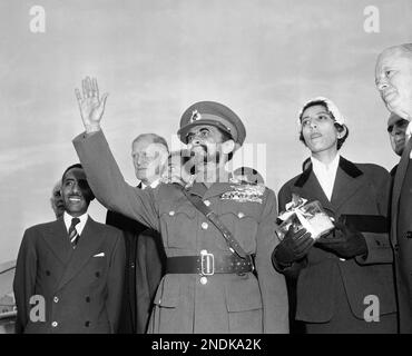 洋楽 Isaac Haile Selassie Meets ... Isaac Haile Selassie Meets  - メルカリ