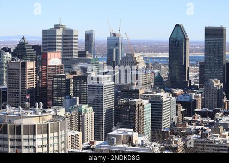 Montréal downtown from Mont royal panoramic view winter 2023, Canada Quebec Montreal Stock Photo