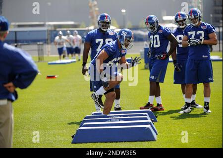 New York Giants' Brandon Crawford looks on during rookie football  mini-camp, Friday, April 30, 2010, in East Rutherford, N.J. (AP Photo/Bill  Kostroun Stock Photo - Alamy