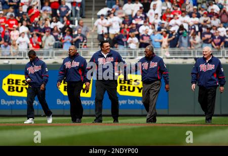 Minnesota Twins - On behalf of the Twins, Kent Hrbek presents a $10,000  donation to Never Surrender's Black Woods Blizzard Tour as part of our  #WinterWeekOfGiving All proceeds go towards the Fight