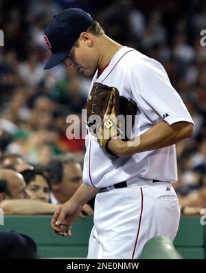 Jonathan Papelbon Fires First Pitch At Full Effort Before ALCS Game 3  Between Red Sox And Astros - CBS Boston