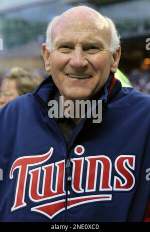 Harmon Killebrew of the Minnesota Twins is shown at bat in game against the  Yankees at New York's Yankee Stadium, May 19, 1964. (AP Photo/Marty  Lederlander Stock Photo - Alamy