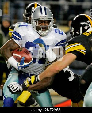 Dallas Cowboys' Adam Jones (21) plays against the Pittsburgh Steelers  during a NFL football game in Pittsburgh, Sunday, Dec. 7, 2008. The  Steelers won 20-13. (AP Photo/Gene J. Puskar Stock Photo - Alamy