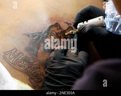 Bob marley tattoo black work healed tattoo | タトゥー