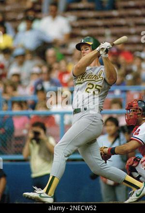 Oakland Athletics first baseman Mark McGwire wins the 1987
