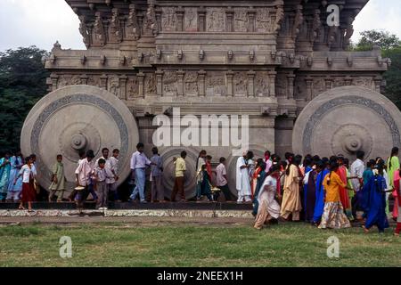 101feet height Stone chariot with 11 feet stone wheels; Tourists at Valluvar Kottam; Memorial to Tamil poet Thiruvalluvar in Chennai; Madras, Tamil Stock Photo