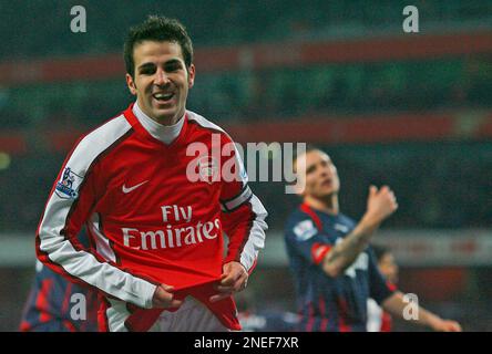 arsenal-s-francesc-fabregas-celebrates-after-the-match-stock-photo-alamy