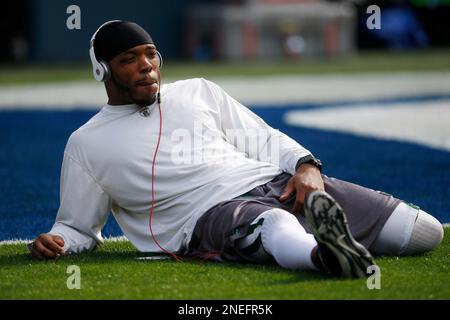 Oct 25, 2009 - Oakland, California, U.S. - Oakland Raiders vs New York Jets  at Oakland-Alameda County Coliseum Sunday, October 25, 2009. New York Jets  linebacker Calvin Pace #97 strips ball from