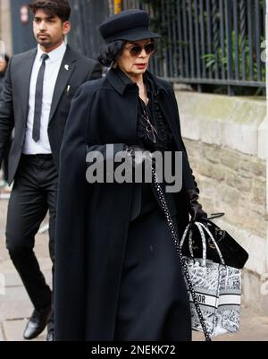 London, UK. 16th Feb, 2023. Family, friends, celebrities and stars of the Fashion world arrive at Southwark Cathedral to attend a memorial service in memory of Dame Vivienne Westwood. Credit: Mark Thomas/Alamy Live News Stock Photo
