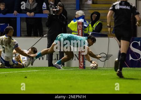 Derrell Olpherts #16 of Leeds Rhinos goes over for a try during the Betfred Super League Round 1 match Warrington Wolves vs Leeds Rhinos at Halliwell Jones Stadium, Warrington, United Kingdom, 16th February 2023 (Photo by Craig Thomas/News Images) in, on 2/16/2023. (Photo by Craig Thomas/News Images/Sipa USA) Credit: Sipa USA/Alamy Live News Stock Photo