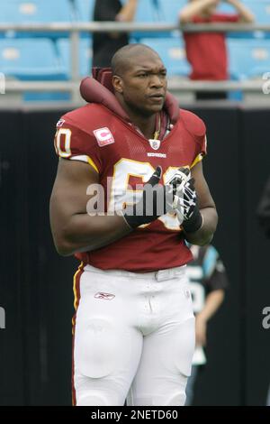 Washington Redskins' quarterback Mark Brunell warms up prior to his game  against the New York Giants, at FedEx Field in Landover, Maryland, on  December 24, 2005. (UPI Photo/Kevin Dietsch Stock Photo - Alamy