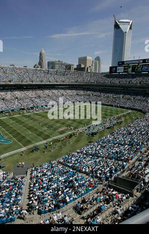 Bank of America stadium is shown during an NFL football game in Charlotte,  N.C., Sunday, Sept. 13, 2009. (AP Photo/Nell Redmond Stock Photo - Alamy