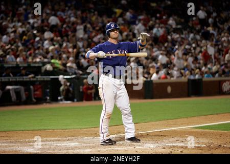 Texas Rangers' Michael Young during batting practice prior to a Major  League Baseball game against the Los Angeles Angels, Tuesday, July 8, 2008,  in Arlington, Texas. (AP Photo/Tony Gutierrez Stock Photo - Alamy