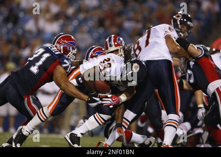 Chicago Bears running back Adrian Peterson (29) runs for a gain of five  yards during the first quarter against the New Orleans Saints at Soldier  Field in Chicago on December 30, 2007. (