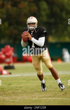 San Francisco 49ers. Silhouette Of Professional American Football Player.  Logo Of NFL Club In Background, Edit Space. Stock Photo, Picture And  Royalty Free Image. Image 151155683.