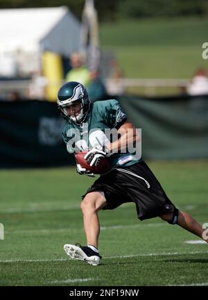 Philadelphia Eagles Kevin Curtis celebrates his touchdown on a 61-yard pass  in the first half of the football game with the Detroit Lions Sunday, Sept.  23, 2007, in Philadelphia. The Eagles are