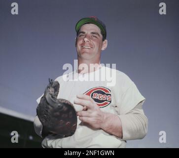 Ted Kluszewski infielder for the Cincinnati Reds, March 1, 1953 in Tampa,  Fla.. (AP Photo Stock Photo - Alamy