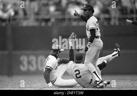 May 27, 1983 New York Yankee Dave Winfield grabs Oakland A's catcher Mike  Heath by the throat as they fought in front of the mound when Winfield  objected to a knock down pitch by Mike Norris in the 1st inning at Yankee  stadium. Heath prevented