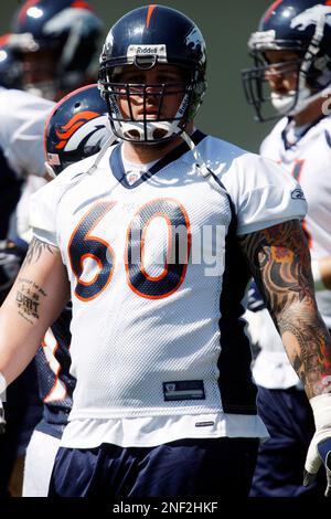 Denver Broncos guard Natane Muti takes part in drills Tuesday, May 31,  2022, at the NFL football team's headquarters in Centennial, Colo. (AP  Photo/David Zalubowski Stock Photo - Alamy