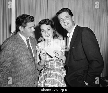 Maureen O'Hara, 1957 Stock Photo - Alamy