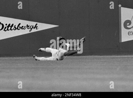 New York Mets George Foster crosses the plate at a second-inning