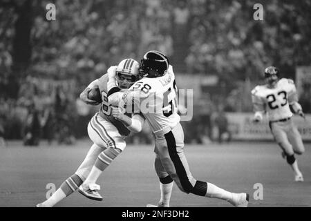 Dave Casper (87) of the Oakland Raiders is shown in 1978. (AP Photo Stock  Photo - Alamy