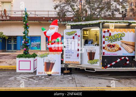 Texas, NOV 25 2022 - Afternoon view of the San Jacinto Plaza with Christmas decoration Stock Photo