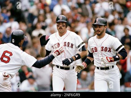 After Brunansky's catch, Red Sox win AL East title at wire - The Boston  Globe