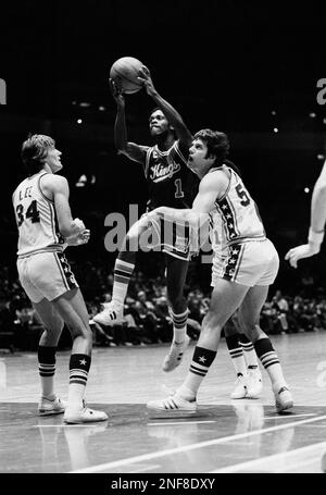 Buffalo Braves Garfield Heard, 1975 Nba Eastern Conference Sports