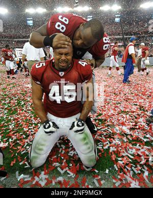 Arizona Cardinals vs. Philadelphia Eagles. Fans support on NFL Game.  Silhouette of supporters, big screen with two rivals in background Stock  Photo - Alamy