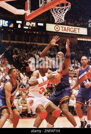 May 1994: Charles Barkley of the Phoenix Suns backs into the post