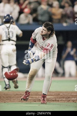 Philadelphia Phillies John Kruk is shown in this 1993 photo. (AP