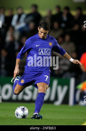 Manchester United's Cristiano Ronaldo shoots at goal during the Premier  League match at the Emirates Stadium, London. Picture date: Saturday April  23, 2022 Stock Photo - Alamy