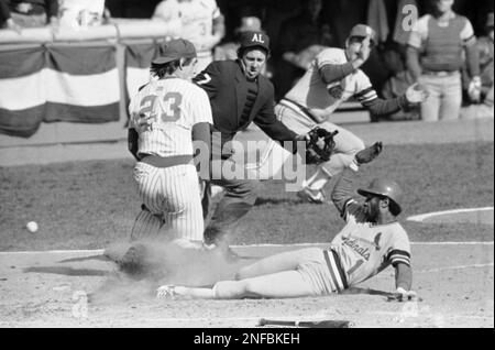 Milwaukee Brewers batter Ted Simmons follows through on his home