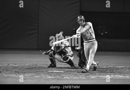 Cincinnati Reds Chris Sabo (8) in action during a game from his