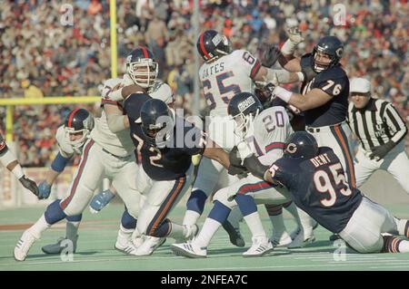 Chicago Bears William Perry in action vs New England Patriots. New