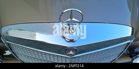 Mercedes Benz mascot, car mascot, hood ornament, bonnet ornament, radiator cap, motor mascot, car emblem, Stock Photo