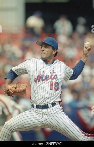 New York Mets pitcher Dwight Gooden at the Met's baseball spring training  facility in Port St. Lucie, Florida on March 11, 1989. Photo by Francis  Specker Stock Photo - Alamy