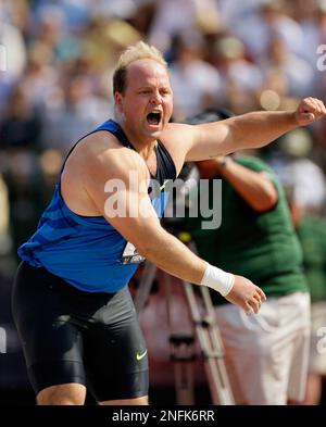 Adam Nelson of the United States reacts during the final of the Men's shot  put at the 10th World Athletics Championships in Helsinki, Saturday Aug. 6,  2005. (AP Photo/Martin Meissner Stock Photo 