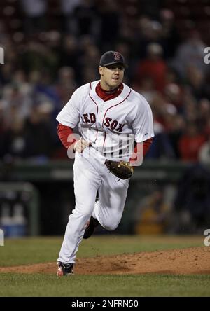 Jonathan Papelbon Fires First Pitch At Full Effort Before ALCS Game 3  Between Red Sox And Astros - CBS Boston